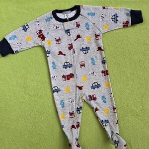 NWT 3-6M Baby BOYS BLANKET SLEEP FOOTIE Gray + Navy FLEECE RESCUE VEHICLES (Q5)
